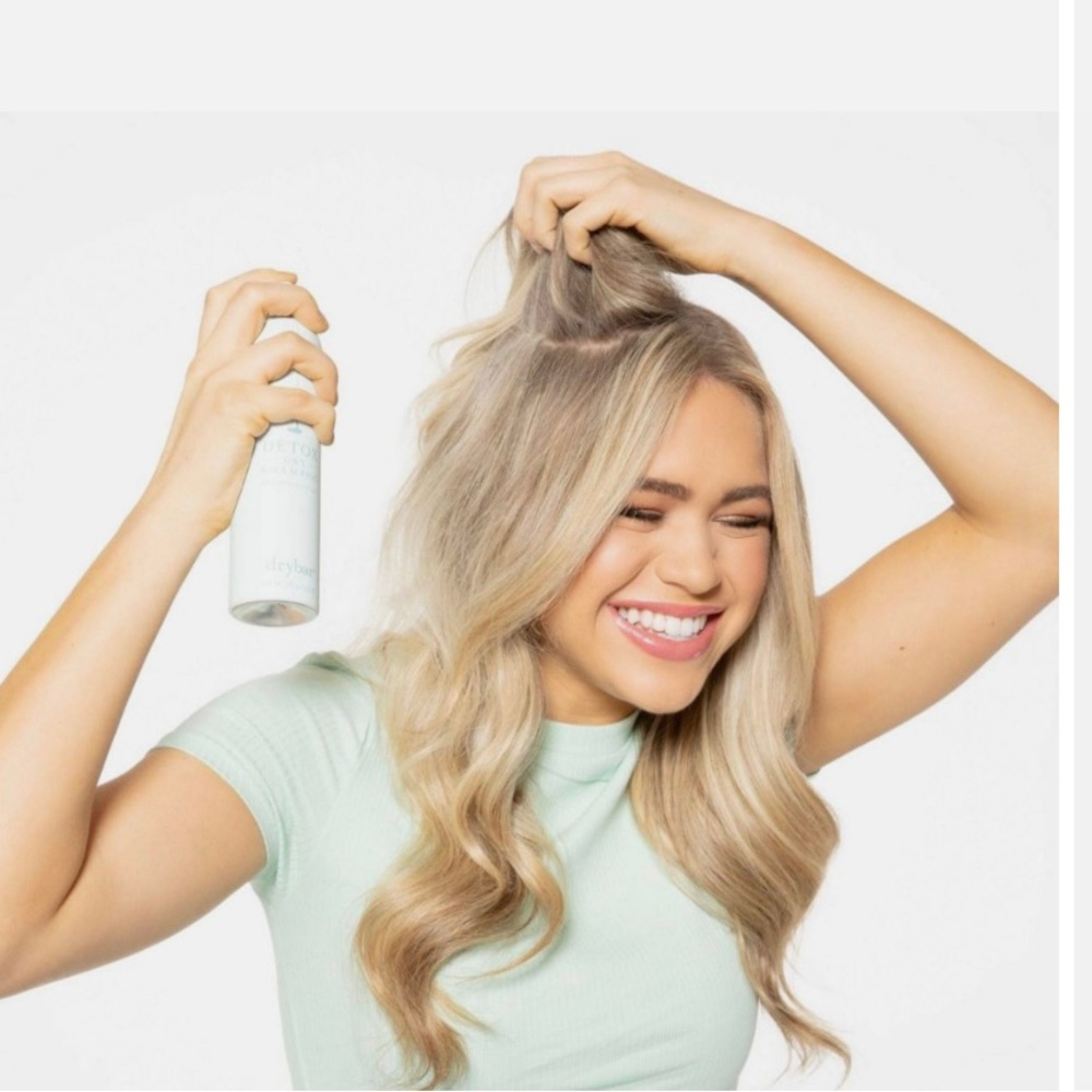 New DryBar Dry Shampoo Full Size